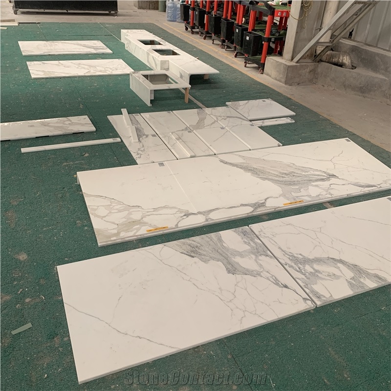 Customized Calacatta White Marble Kitchen Countertop