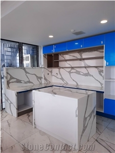 93% Quartz Stone Cut To Make Kitchen Countertops