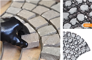 Constrasting Arch Basalt Mesh Paver