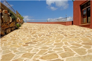 Morisca Gold Quartzite Ochrestone Flagstones