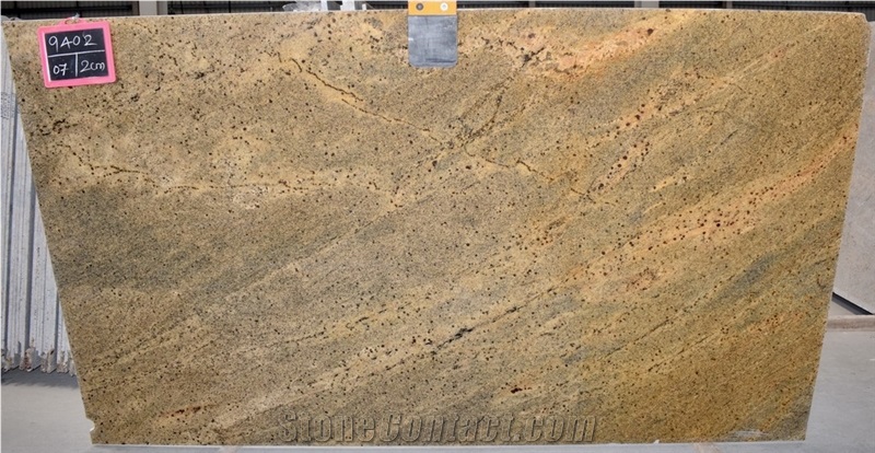 GOLDEN TRAUMA Granites