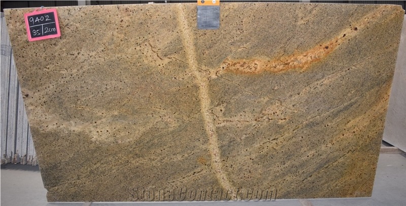 GOLDEN TRAUMA Granites