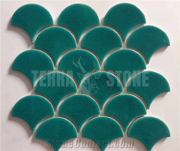 Fish Scale Green Ceramic Mosaic Tile For Swimming Pool