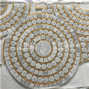 Big Round Waterjet Marble Carrara Mosaic Tile Gold Glass