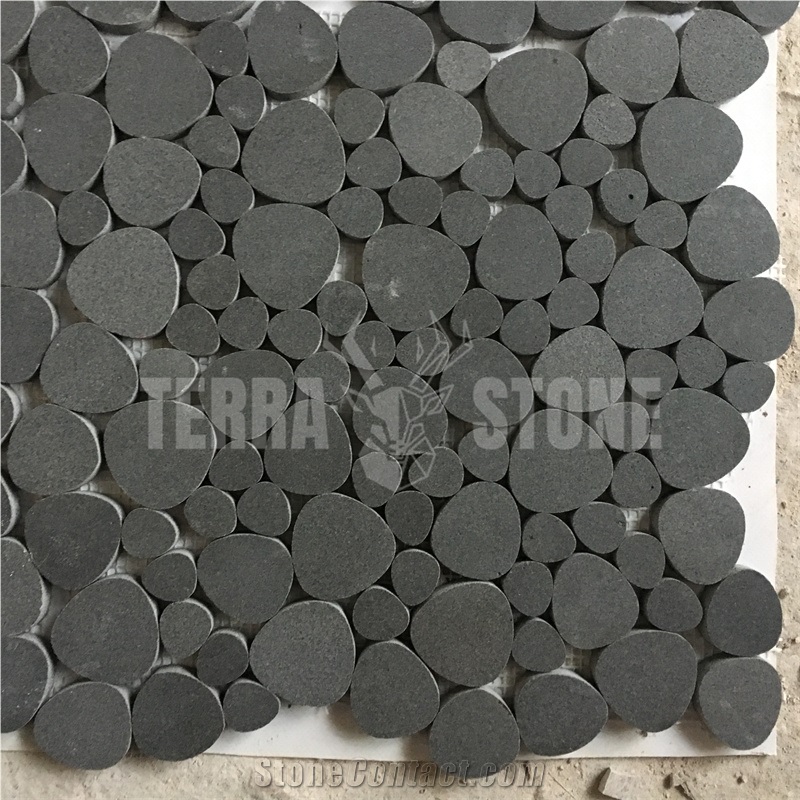 Black Basalt Stone Mosaic Tile Pebble Pattern Wall Tile