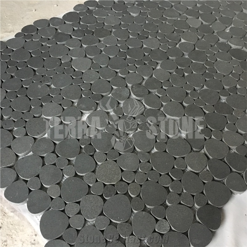 Black Basalt Stone Mosaic Tile Pebble Pattern Wall Tile