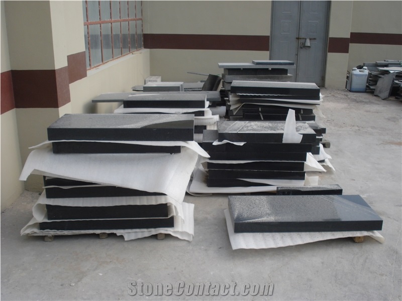 Absolute Shanxi Black Granite Slant Headstone Gravestone