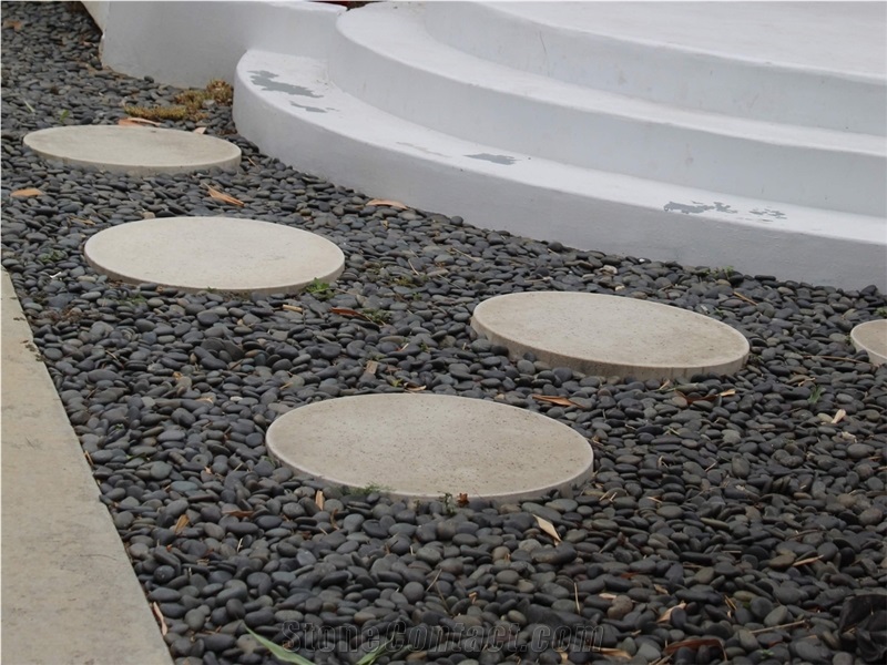 Black Polished Pebbles 1/2"- 1"