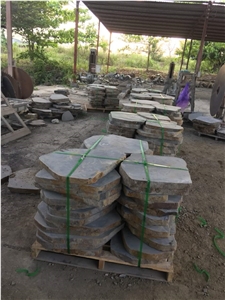 Garden-Volcano-Stepping-Stone-Black