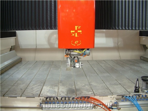 NC4-320 4 Axes CNC Machining Center