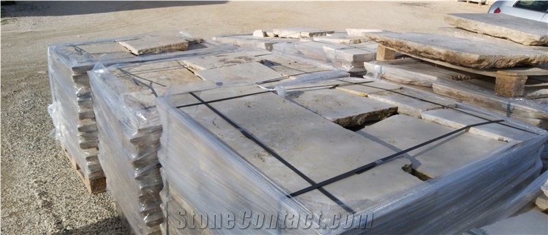 ANTIQUE STONE FLOOR STYLE OF Pierre De Bourgogne