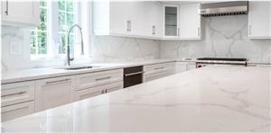 Quarzo Verona Calacatta Quartz Kitchen Countertop