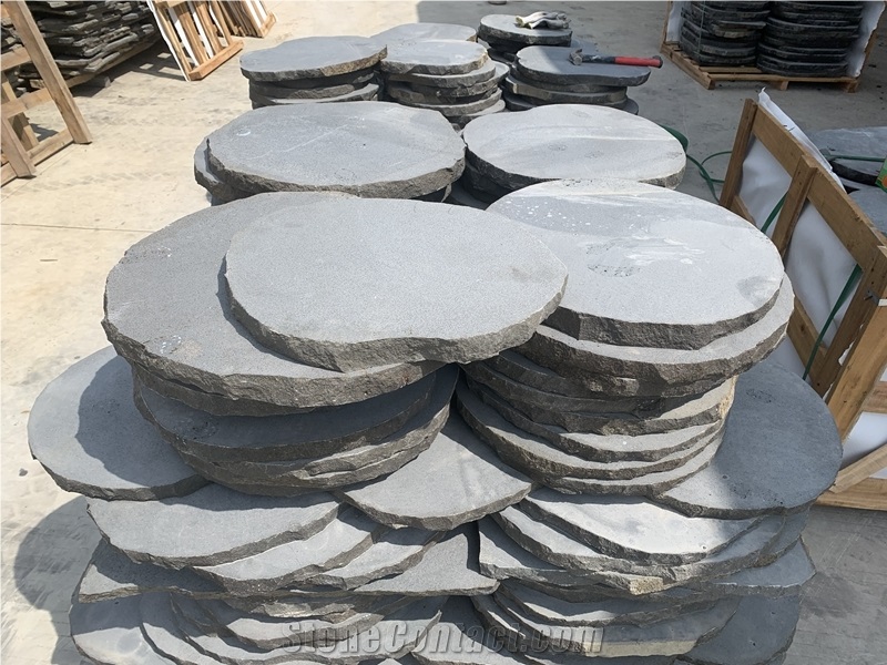 Black Basalt Organic Round Steppers Stepping Stones