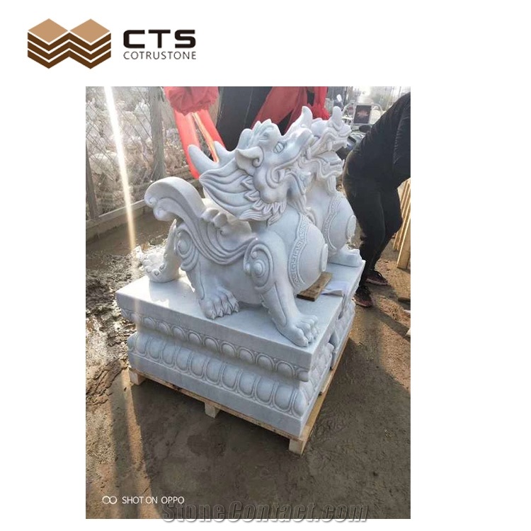 Traditional Animal Lion Sculptured Marble Guardian Statue