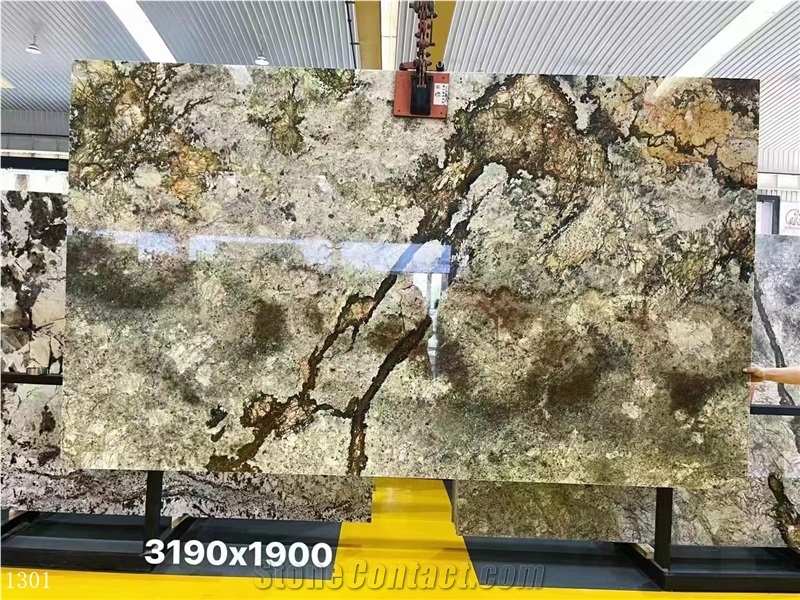 Shangrila Shangri-La Granite Golden Brown Slab In China