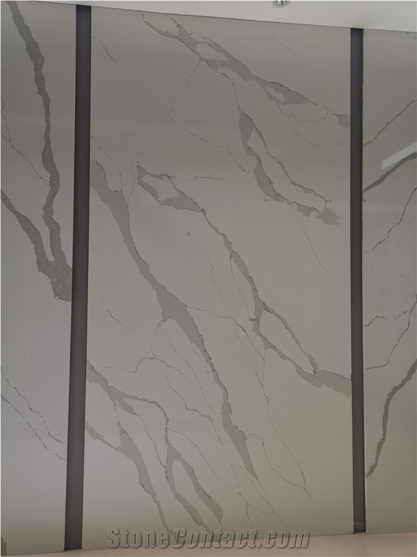 Artificial Calacatta Quartz Stone Tiles New Style Vein