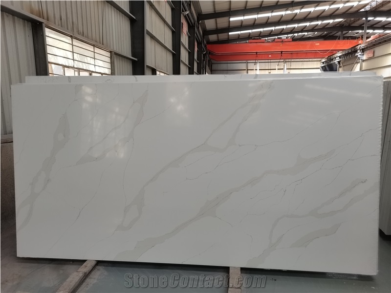 Artificial Calacatta Quartz Stone Tiles New Style Vein