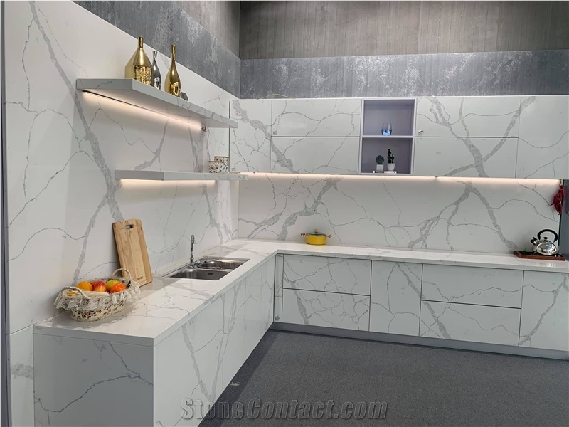 Grey Veins Calacatta Mystero Quartz Slab