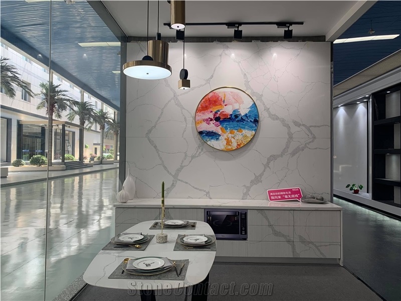Grey Veins Calacatta Mystero Quartz Slab