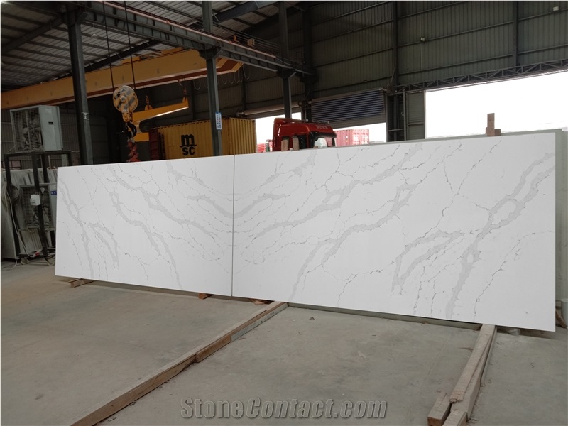 White Scotch Quartz Kitchen Island Countertops