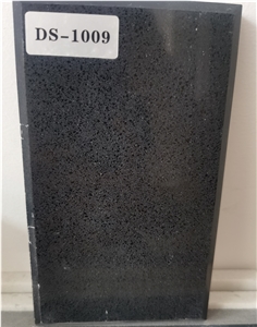Calacatta White Quartz Slabs Customized Size Wholesale Price