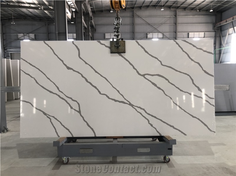 High Quality Calacatta Tornado Quartz Slab