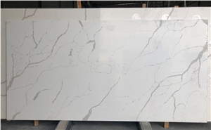 New Design Calacatta Look Artificial Engineered Quartz Slabs
