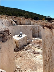 Elikonas Quarries, Elikonas Marble Blocks