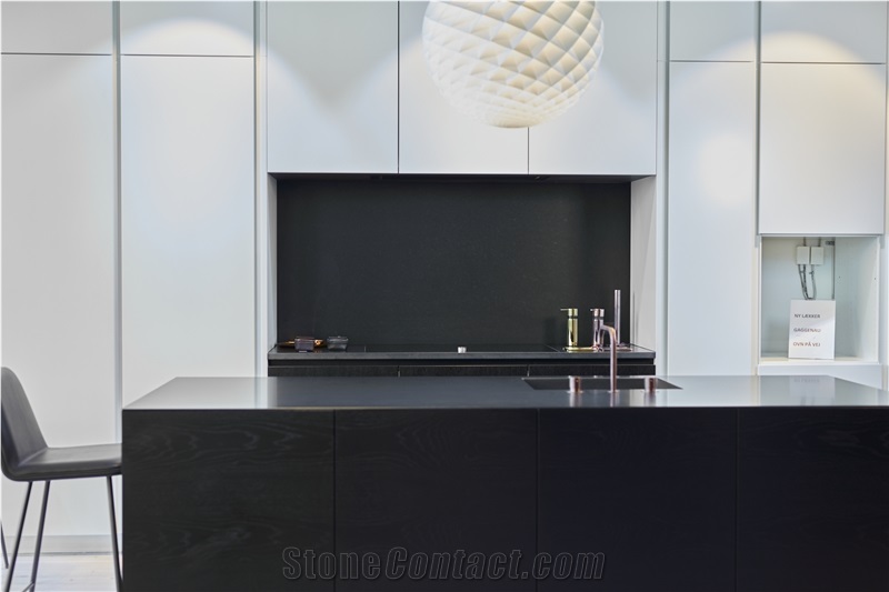 Corian And Silestone Quartz Kitchen Countertops