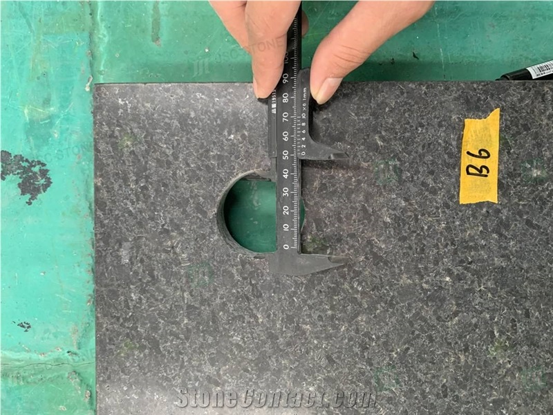 Commercial Use Black Pearl Granite Tiles For Hotel Project