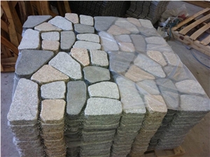 Anti-Slip Light Grey Granite Cubes On Mesh Paving Set