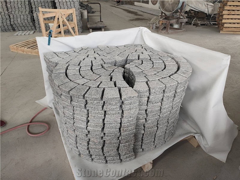 Flamed Granite Mesh Backed Paver Set