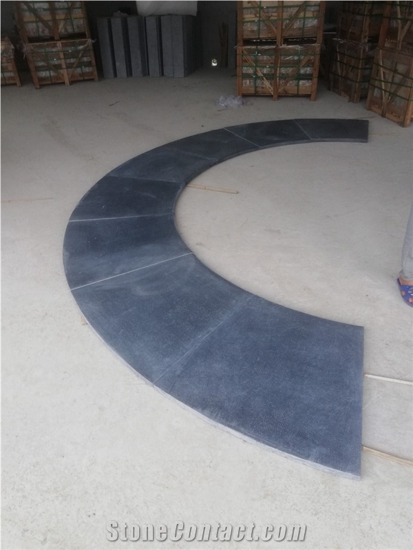 Bluestone Swimming Pool Borders