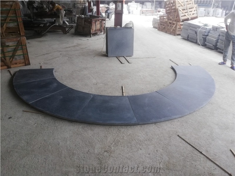 Bluestone Swimming Pool Borders