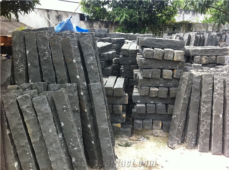 DARK GREY BASALT PALISADES
