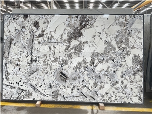 Backlit White Patagonia Granite Slabs For Wall Panels