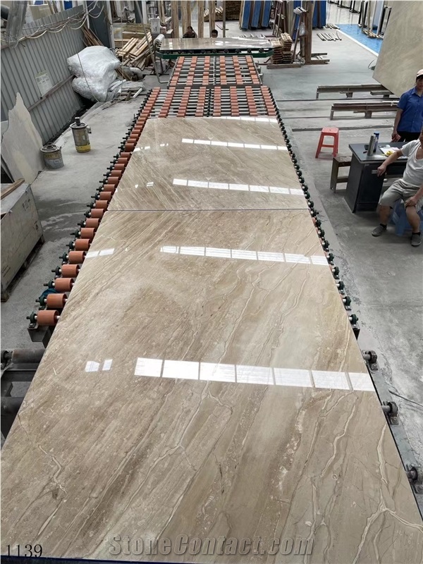 Daino Imperiale Fiocco Di Neve Breccia Sarda Olimpia Beige