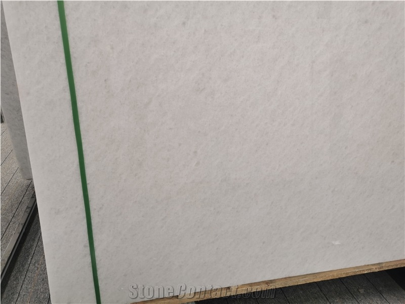 Super White Crystalline Pure White Marble Tiles And  Slabs