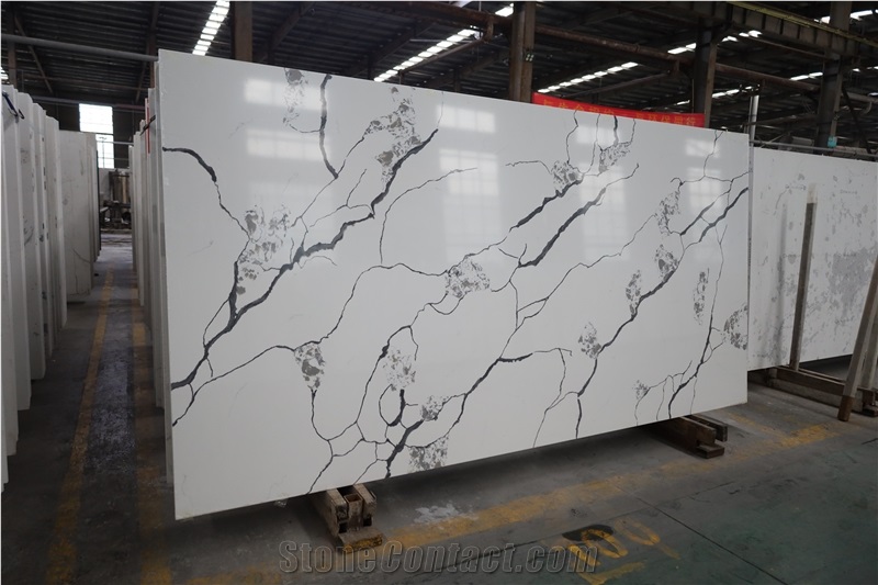 Calacatta White Quartz With Black Vein