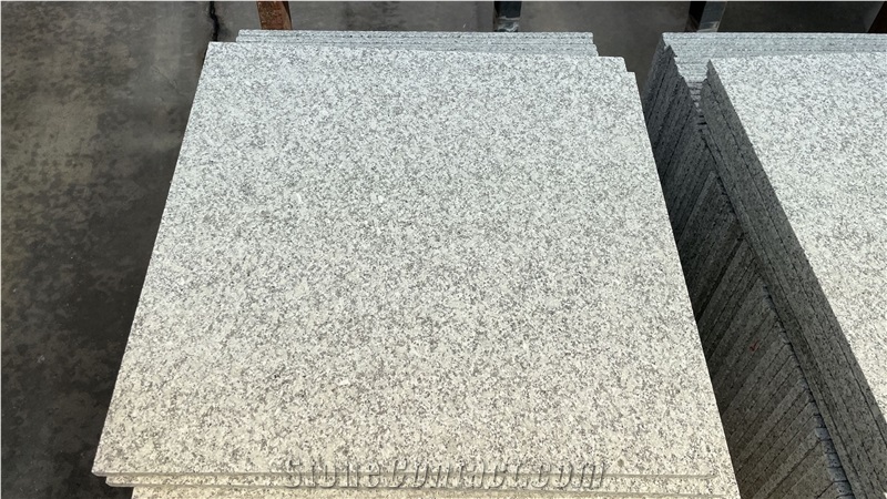 G602 Cheap Light Grey Granite Tiles