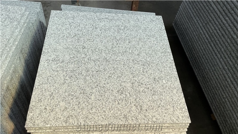 G602 Cheap Light Grey Granite Tiles