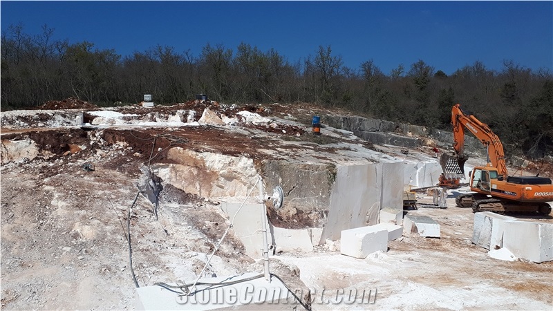 Marcana Istrian White Limestone Quarry