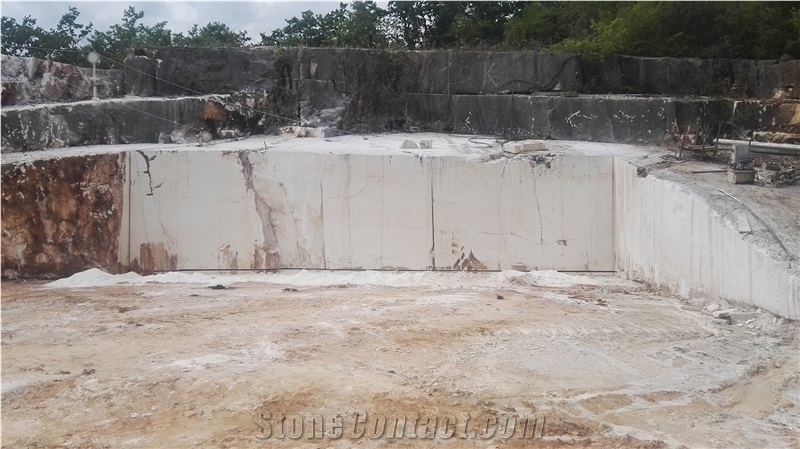 Marcana Istrian White Limestone Quarry