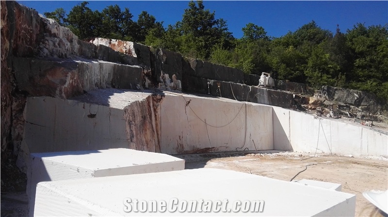 Marcana Istrian White Limestone Quarry