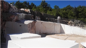 Marcana Istrian White Limestone Quarry