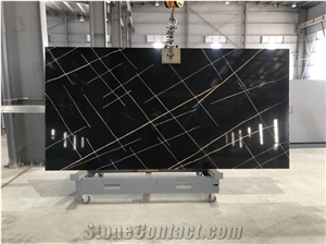 CSH83010 - Calacatta Royal Quartz Slabs