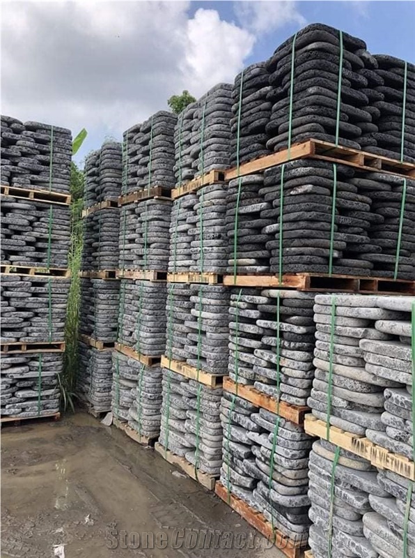 Basalt Cobble Stone, Pavers, Cubestone