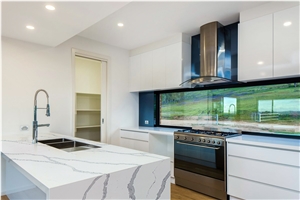 Calacatta Viva EWH9510 Quartz Kitchen Countertop