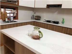 Super White Quartz Kitchen Countertop