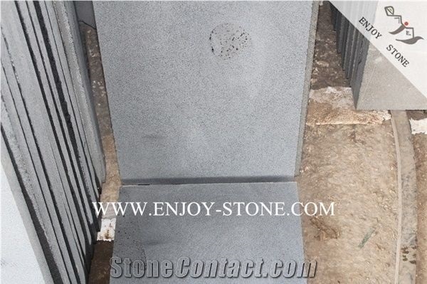 Hainan Black Bluestone With Cat Paws/Sawn Cut Tiles
